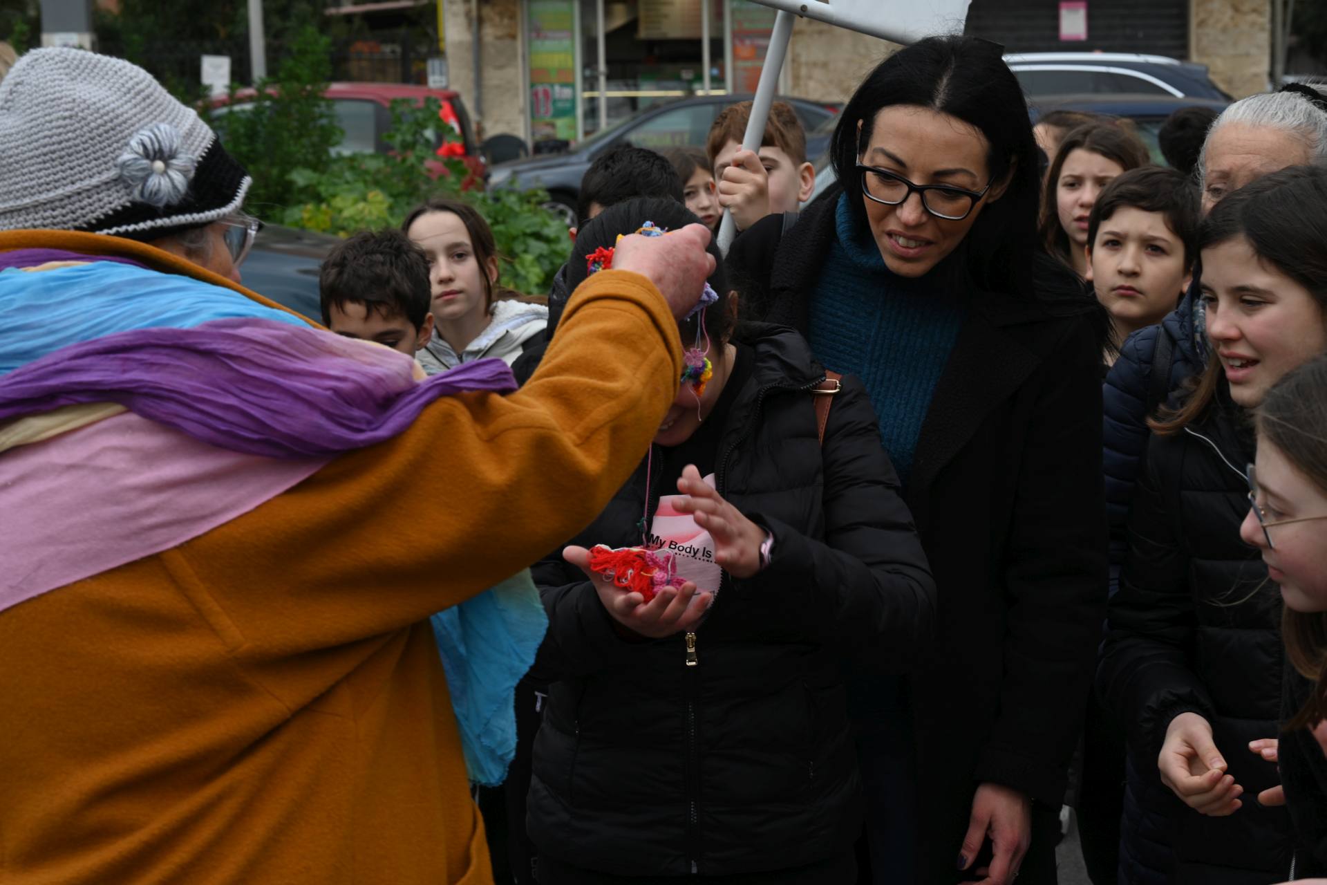 La crociata dei bambini, un corteo silenzioso per le strade di Ostia